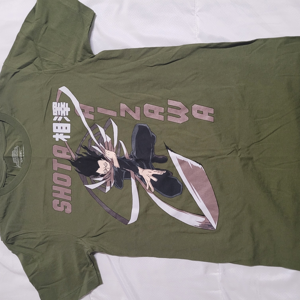 Hot Topic Green Anime Graphic Tee